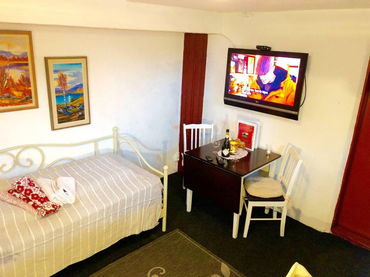 Prinsgarden B&B Rum Stugor Mora Zewnętrze zdjęcie